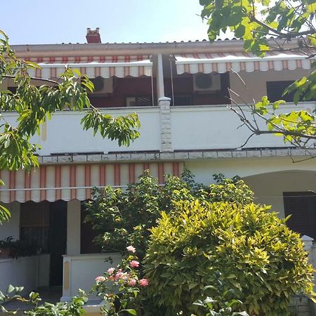 Apartman Marija Palit エクステリア 写真