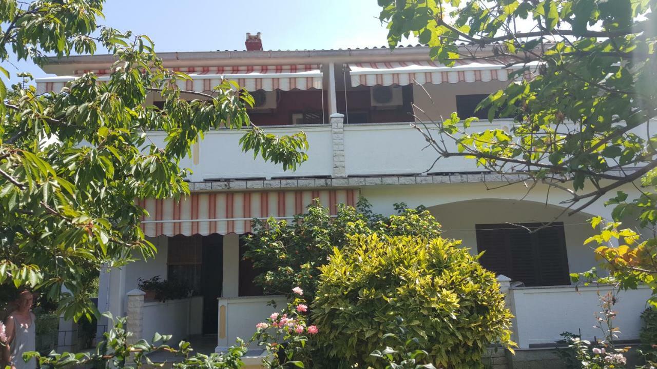 Apartman Marija Palit エクステリア 写真